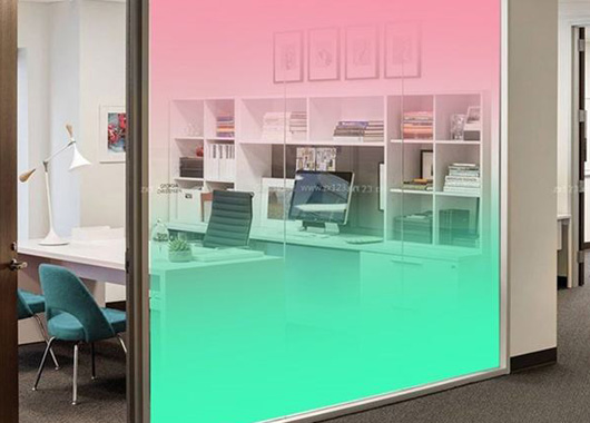  Application scenario of electrified glass in office