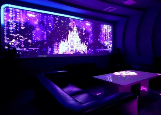  Application of immersive projection in ktv scene