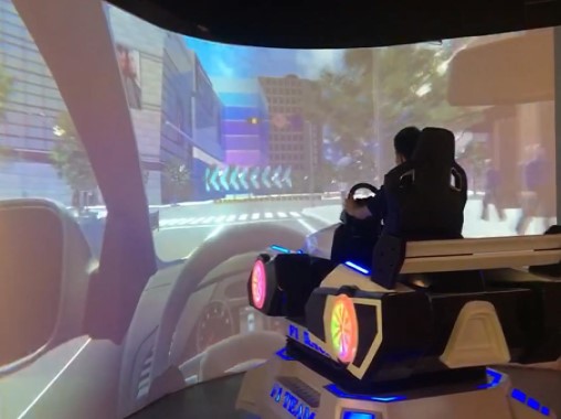  Virtual driving experience - curious digital technology