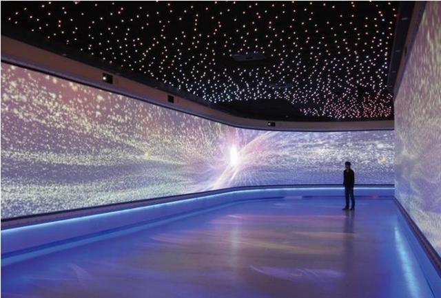  Folding screen projection fusion technology - Suzhou Qiuqi Digital Technology Co., Ltd