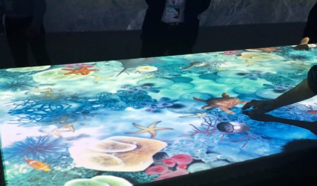  Desktop interactive projection - curious digital technology