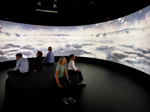  Arc screen projection system integration - Suzhou Curiosity Digital Technology Co., Ltd