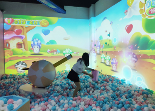  The application scene of interactive wall projection in children's playground