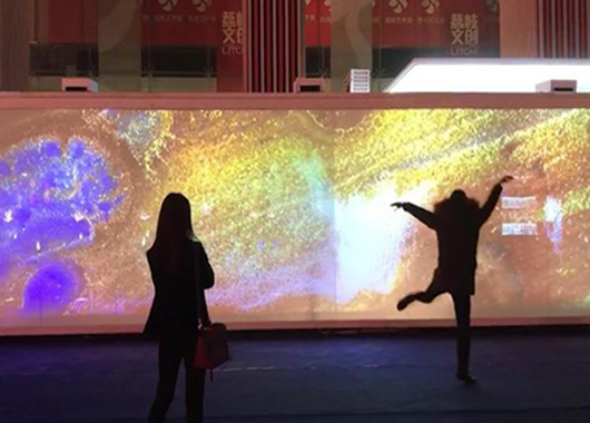  Exhibition and exhibition interactive projection - curious digital technology